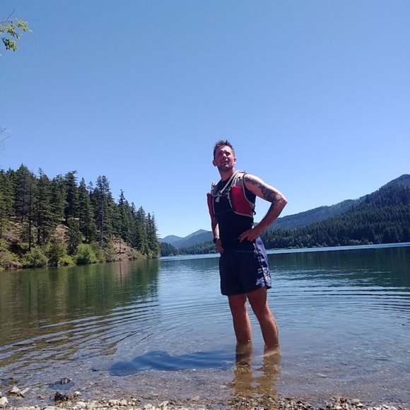 Derek Posh Ambassador - Picture 4 of 10